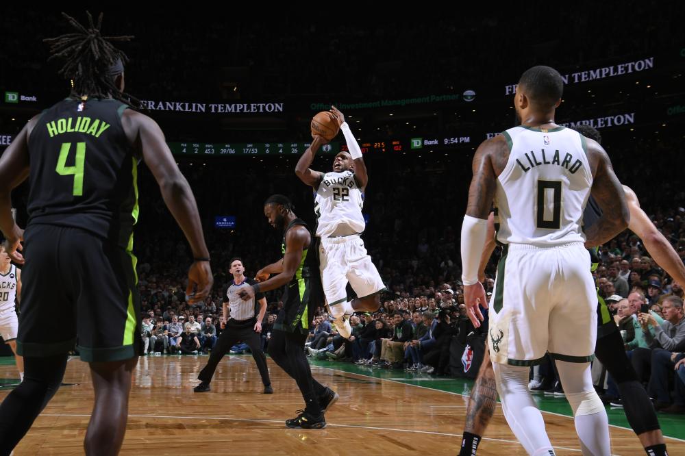 组在赛后应 组在赛后应